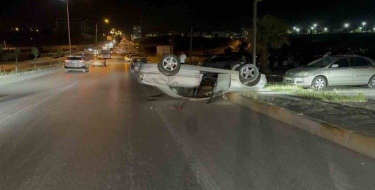 Otomobil takla attı: 2 yaralı