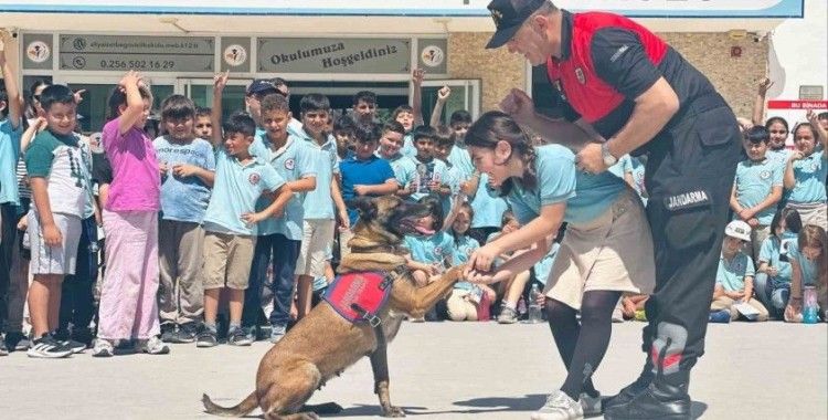 İlkokul öğrencilerine jandarma tanıtıldı