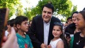Başkan Yılmaz’dan çocuklara sürpriz ziyaret
