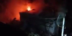 Ormanlık alanda çıkan yangın eve sıçradı
