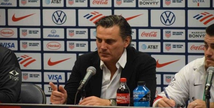 Montella: "Bu galibiyeti Türk halkına armağan ediyoruz"