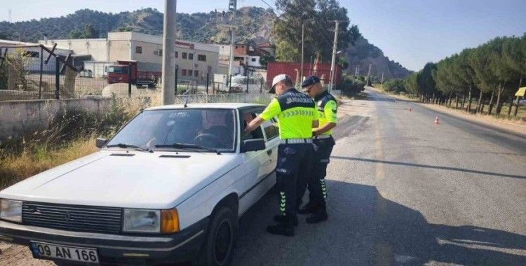 Köşk’te 201 araç sorgulandı