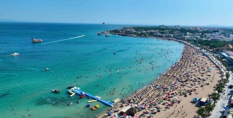 Didim’de bayram yoğunluğu: Sahiller doldu taştı
