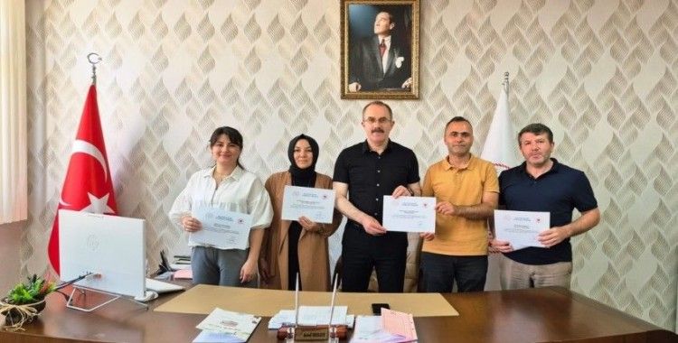 Bulancak’ta yapılan projeyle 500 çocuğun yüzü güldü