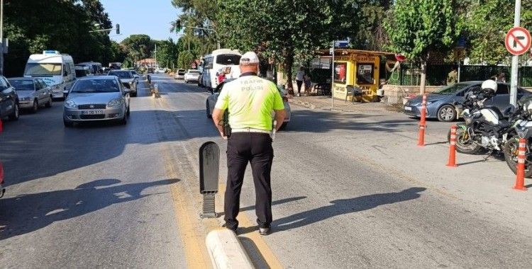 Aydın’da trafik ekiplerinden "LGS" nöbeti
