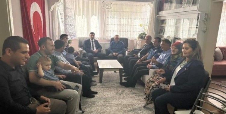Osmaneli’nde şehit ailelerine anlamlı ziyareti