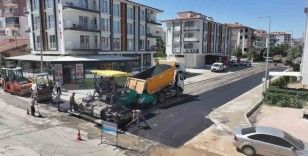 Yeşilyurt’ta yollar baştan aşağı yenileniyor
