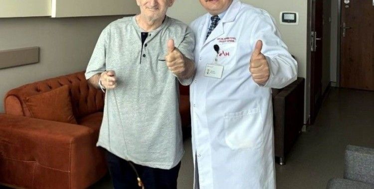 68 yaşındaki hasta erken tanıyla prostat kanserini yendi