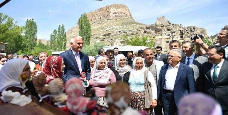 Başkan Büyükkılıç’tan Masal Diyarı’na davet