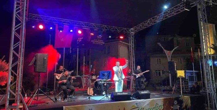 Büyükşehir’den Koçarlı’da yaz konseri