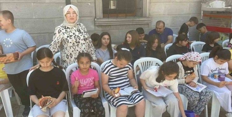 Alaplı ilçe halkının katılımıyla sessiz kitap okuma etkinliği düzenlendi
