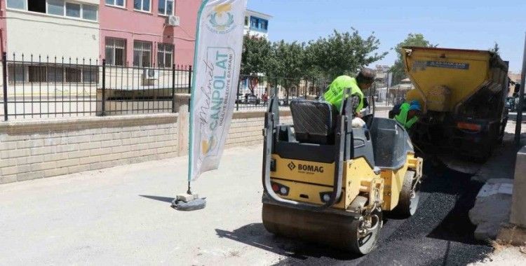 Mahallelere konforlu yol ve sosyal alan hizmeti