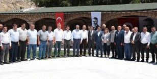 Başkan Öntürk, Amanos muhtarlarıyla buluştu
