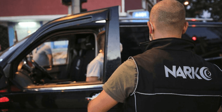 Adana'da 65 zehir taciri yakalandı