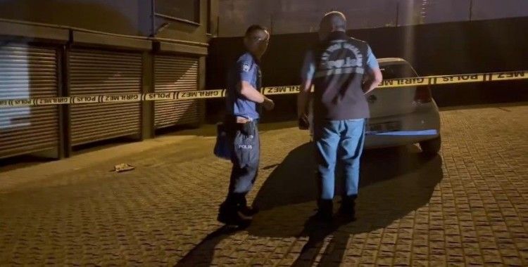 Kendisine beyzbol sopası ile saldıran kişiyi silahla yaraladı