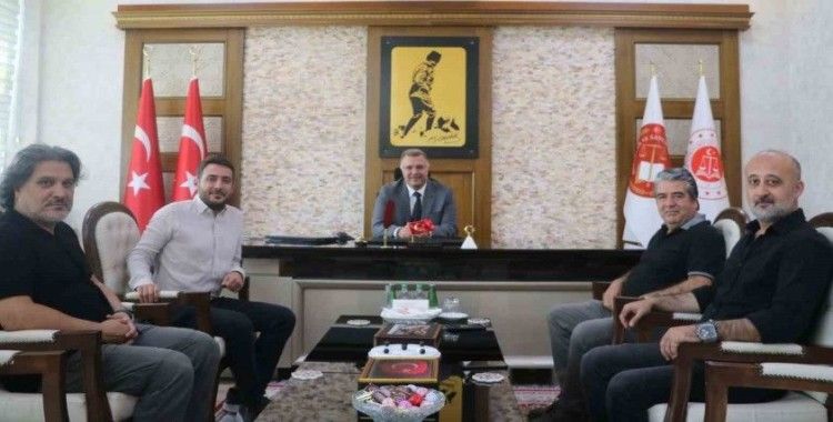 Mersin’de basın mensuplarından Başsavcı Öztoprak’a veda ziyareti