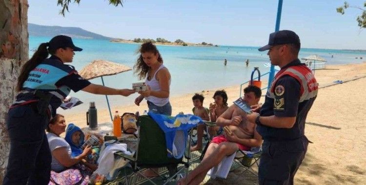 Didim’de jandarma ekipleri vatandaşları orman yangınlarına karşı bilinçlendirdi