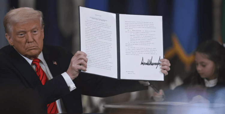 Trump: Çin'le ticaret anlaşması imzalandı