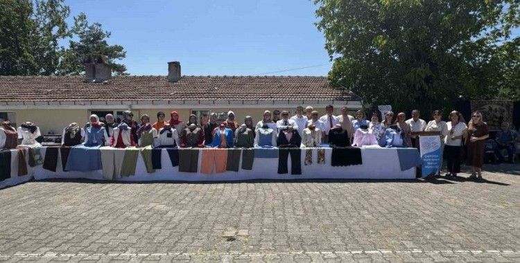 Güzelyaka köyünde kursiyerlerin ürettikleri ürünler sergilendi