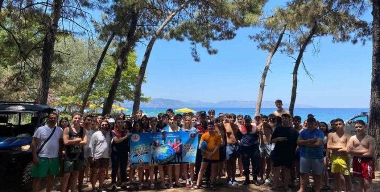 Kuşadası’nda öğrencilere uygulamalı çevre bilinci eğitimi