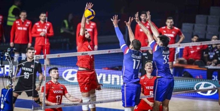 A Milli Erkek Voleybol Takımı, Fransa’ya mağlup oldu