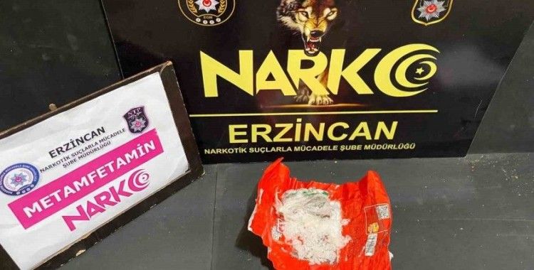 Erzincan’da bir miktar metamfetamin ele geçirildi