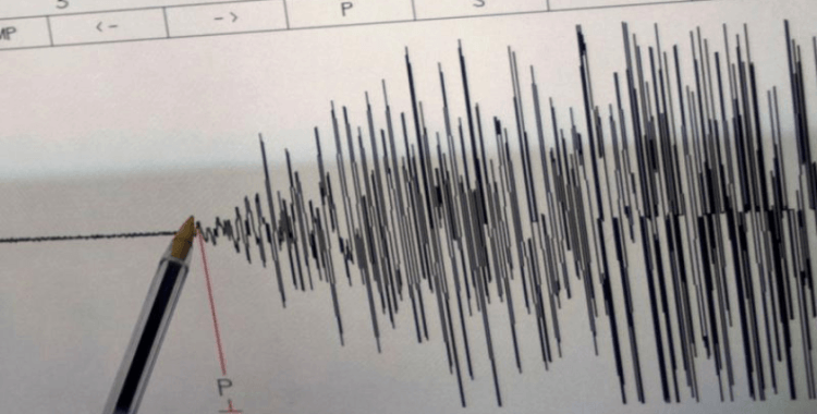 Panama açıklarında 6,2 büyüklüğünde deprem