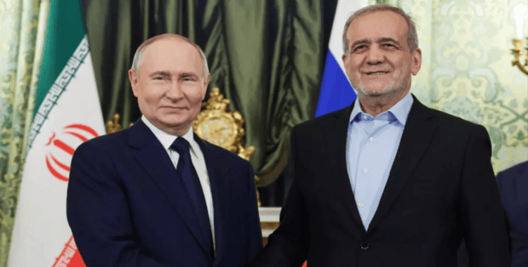 Putin ve Pezeşkiyan telefonda görüştü