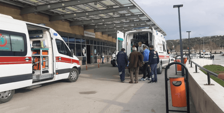 Artvin'de oltası elektrik tellerine takılan kişi hayatını kaybetti