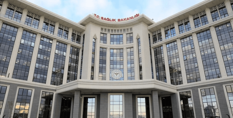 Cinsiyet değişikliğiyle ilgili yeni düzenleme: 3 hekim yerine 7 uzman hekim karar verecek