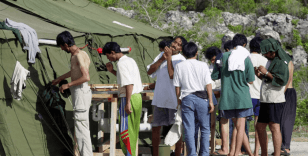 Avustralya'dan tartışmalı karar: Yüzlerce mülteci Nauru Adası'na gönderilecek
