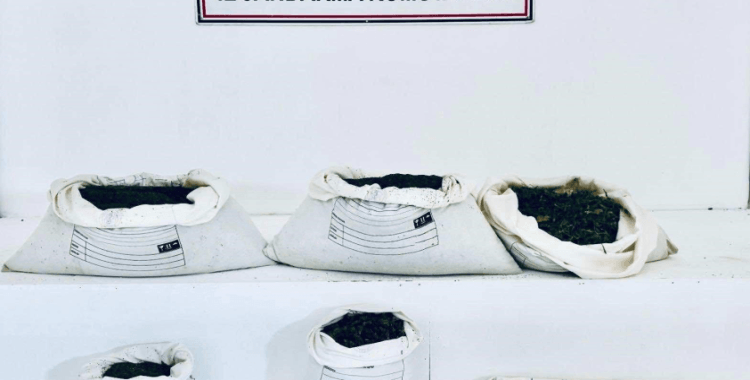 Diyarbakır'da 98 kilo uyuşturucu ele geçirildi