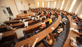 Üniversite 3 yılda bitirilebilecek: Başarılı olanlar kısa sürede mezun olacak