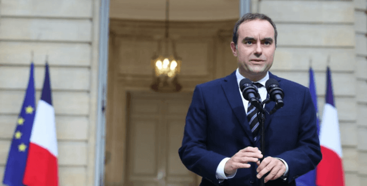 Fransa'nın yeni başbakanı Lecornu, atanmasından kısa bir süre sonra istifa etti