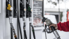 Akaryakıtta tabelalar değişecek: Benzin ve motorine indirim