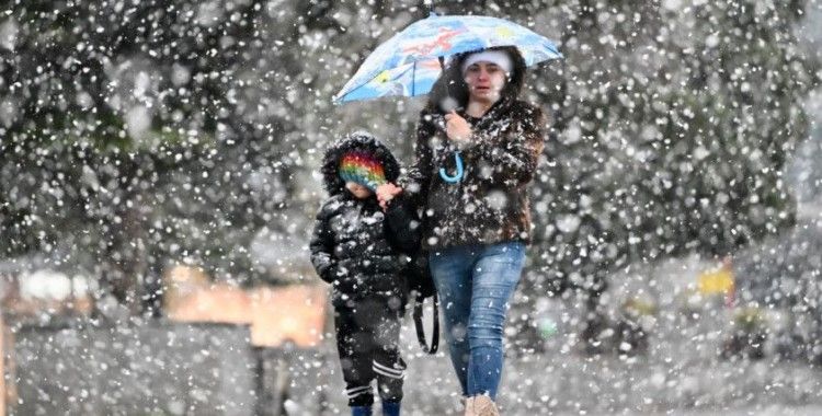 AKOM'dan İstanbul için buzlanma ve don uyarısı