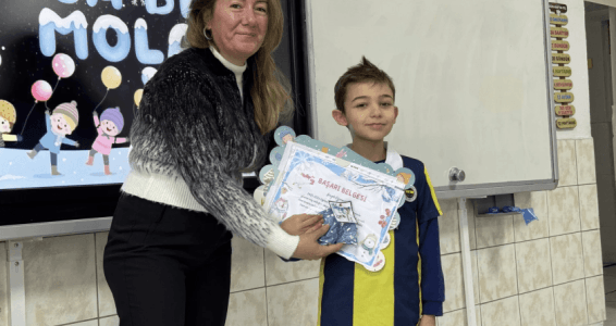 18 milyon öğrenci bugün karne alıyor: Okullar ne zaman açılacak?