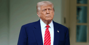 Trump'ın uçağında elektik arızası tespit edildi! ABD'ye geri döndü, uçağı değişti