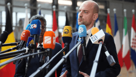 AB’nin İran Devrim Muhafızları'nı 'terör örgütü' listesine alması planına Fransa engeli