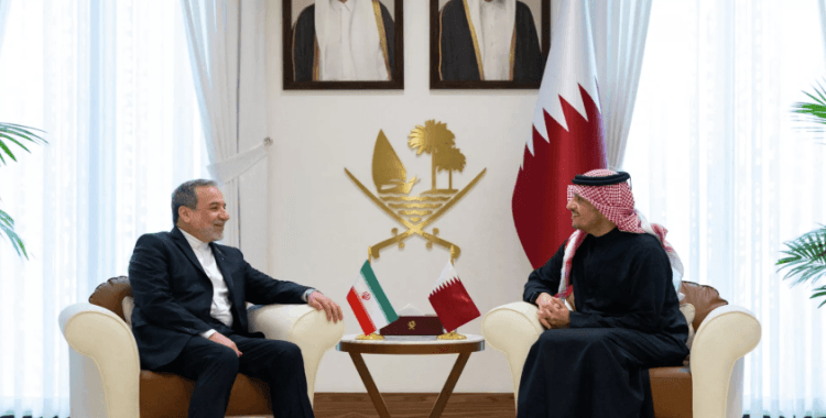 Katar Başbakanı Al Sani, İran Dışişleri Bakanı Arakçi ile Doha'da bir araya geldi: Bölgesel gerilim ele alındı