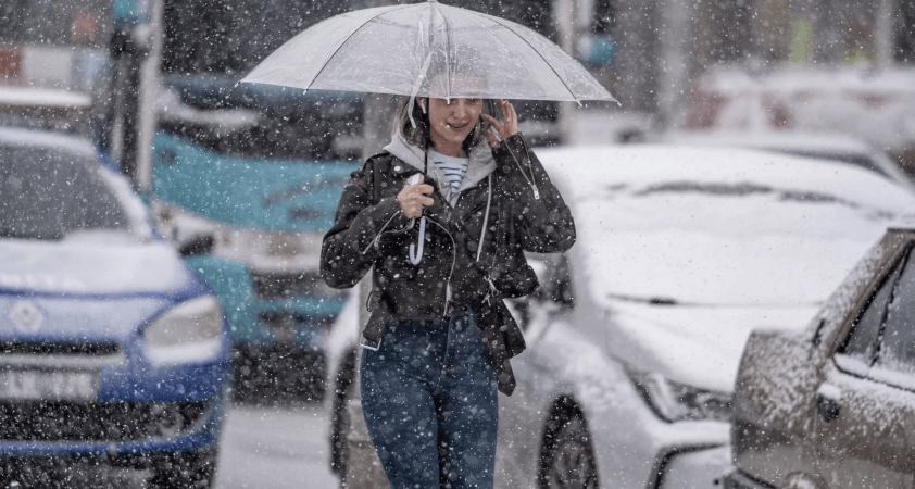 Meteoroloji’den kuvvetli sağanak ve kar yağışı uyarısı: 12 il için sarı kod verildi