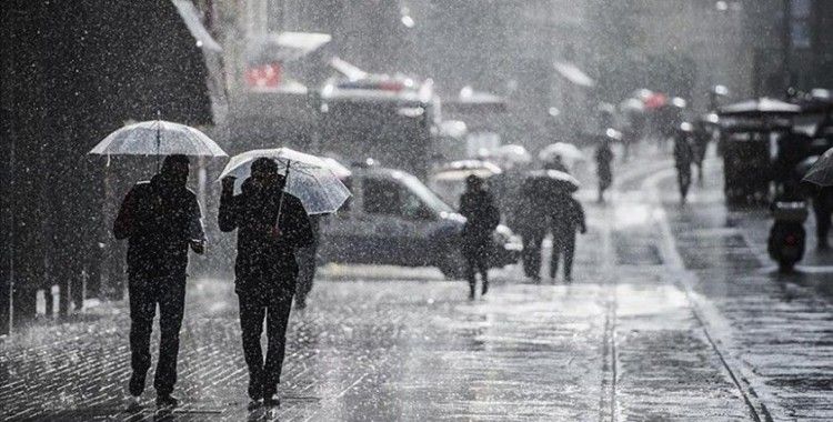 Meteoroloji'den 3 bölgeye yoğun kar ve sağanak yağışı uyarısı: Türkiye genelinde yağmurlu bir gün