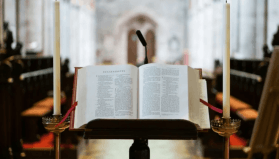 ChatGPT vaaz veriyormuş: Papa rahiplerin yapay zekayı bırakmasını istedi