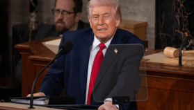 Trump: Yeni ortağımız Venezuela'dan 80 milyon varilden fazla petrol aldık