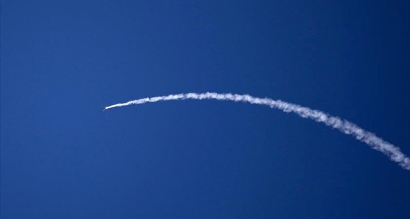 İngiltere Savunma Bakanlığı, Kıbrıs’taki üssü vuran dronun İran’dan kalkmadığını açıkladı