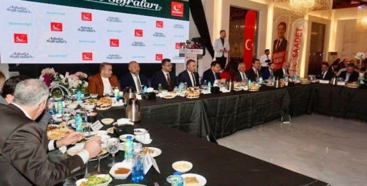 Kayseri siyasetinden Türkiye’ye örnek buluşma: Farklı partiler aynı iftar sofrasında bir araya geldi