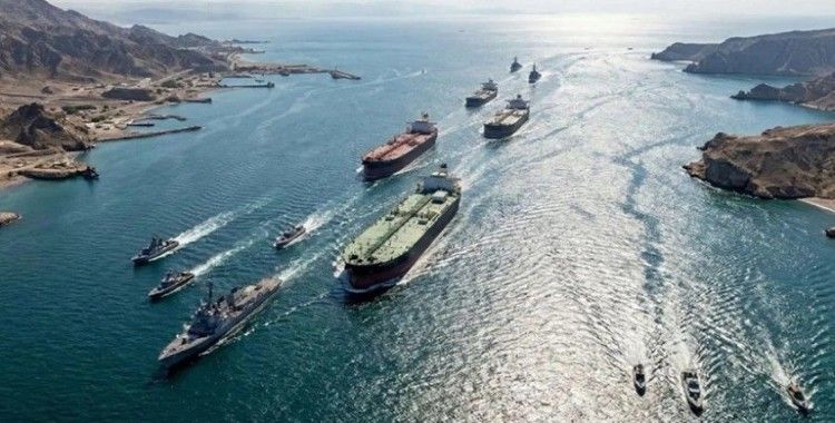 ABD ordusu İran'ın petrol ihracat merkezi Harg Adası'nı vurdu