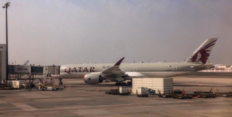 Dubai'den kaçış: Havalimanı tıklım tıklım