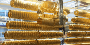 Altın fiyatlarında düşüş sürüyor: Kuyumcularda yoğunluk oluştu